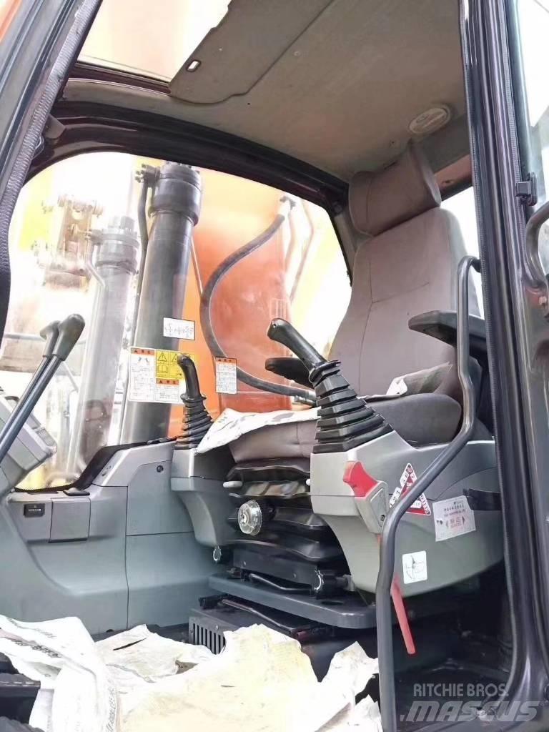 Doosan DX 225 LC Escavatori cingolati