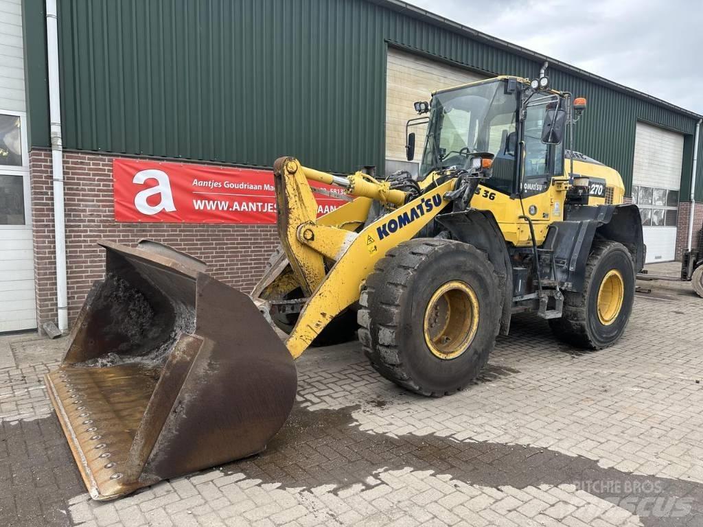Komatsu WA270 8 Pale gommate