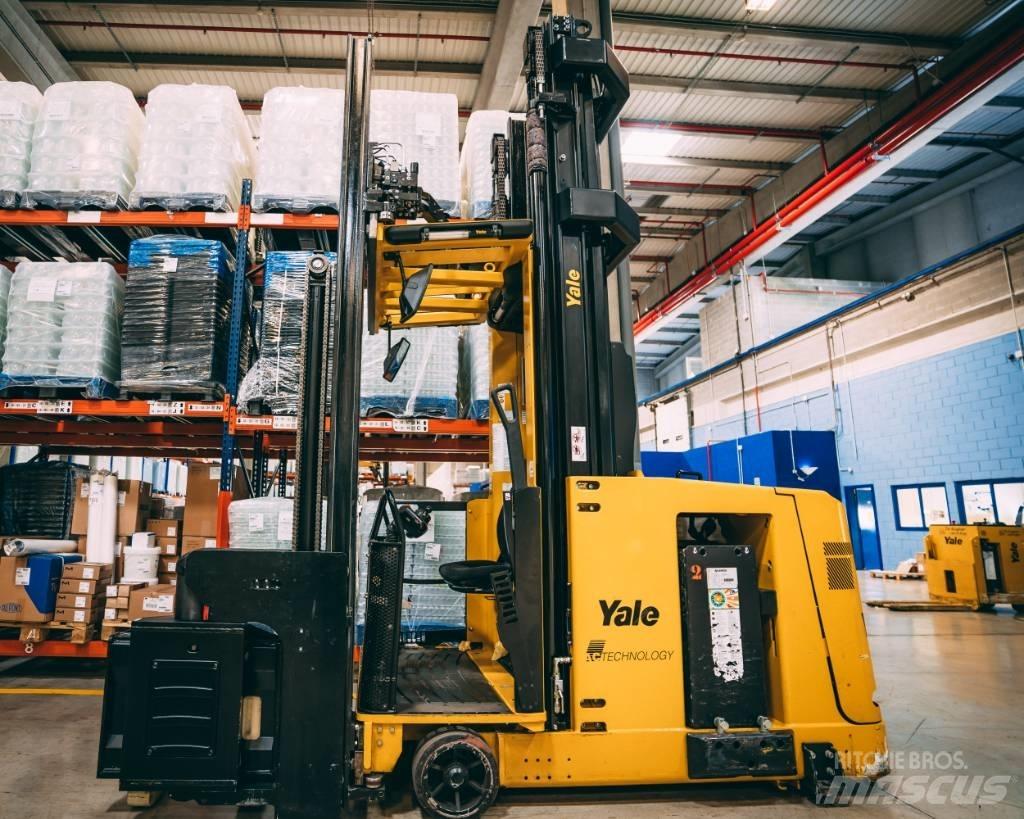 Yale MTC10 Elevatore passaggio stretto