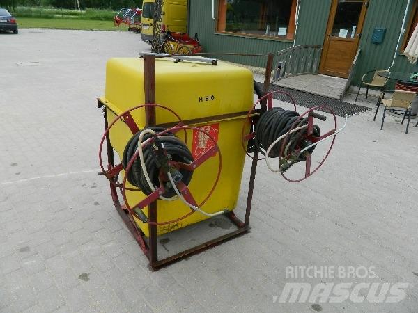  H-610 600 Irroratrici trainate