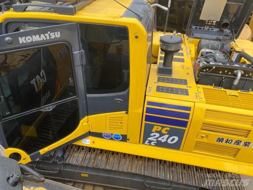 Komatsu PC 240 Escavatori cingolati