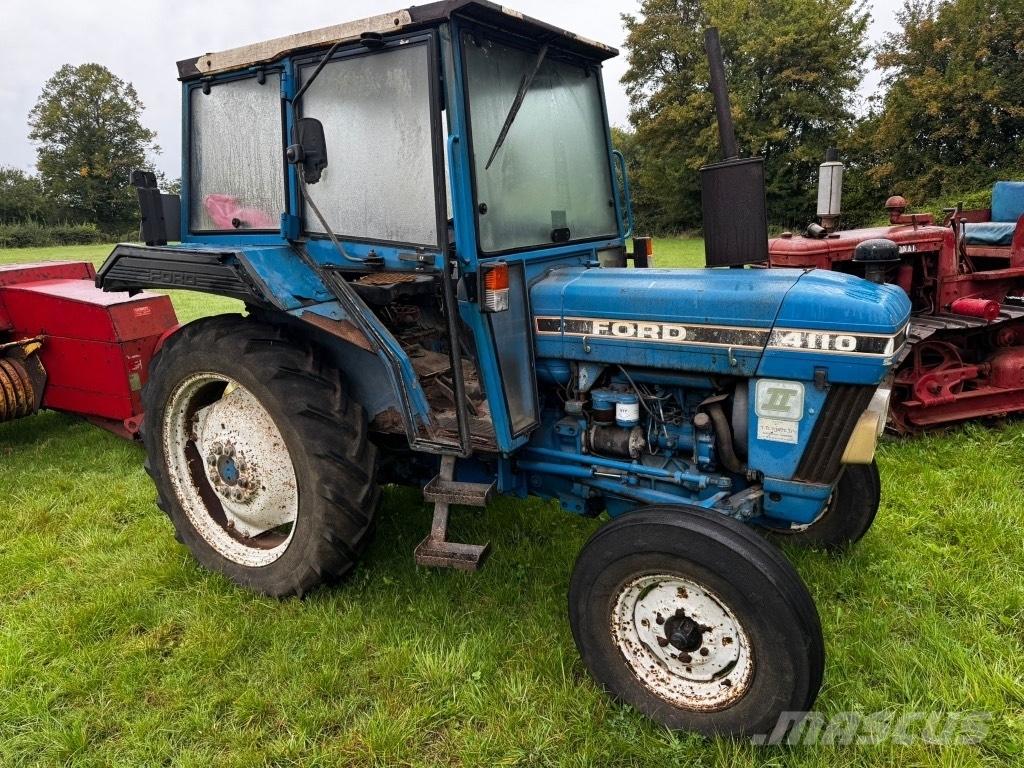 Ford 4110 series 2 Trattori