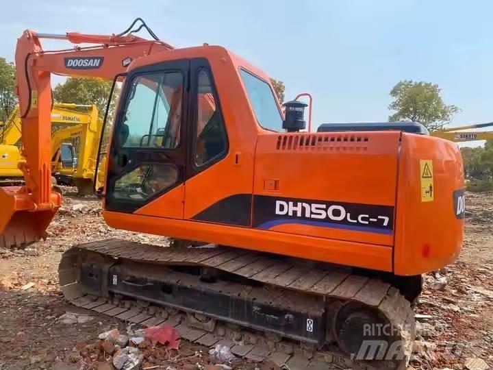 Doosan DH150 Escavatori cingolati