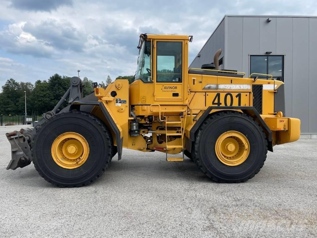Volvo L 150 D Pale gommate