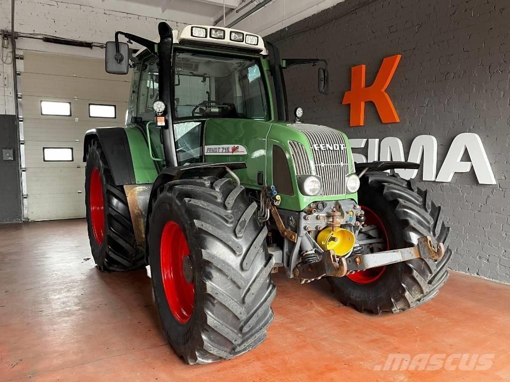 Fendt 716 Vario Trattori