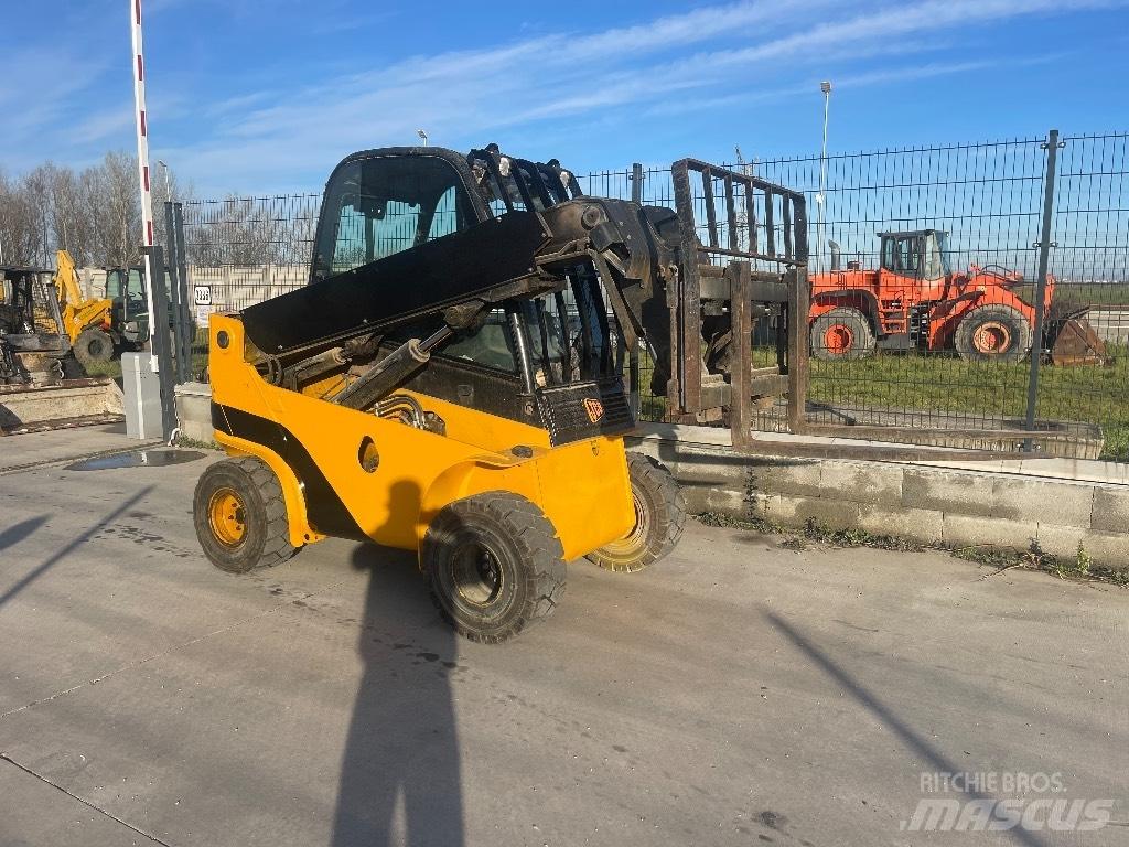JCB TLT 30 D 4x4 Sollevatori telescopici