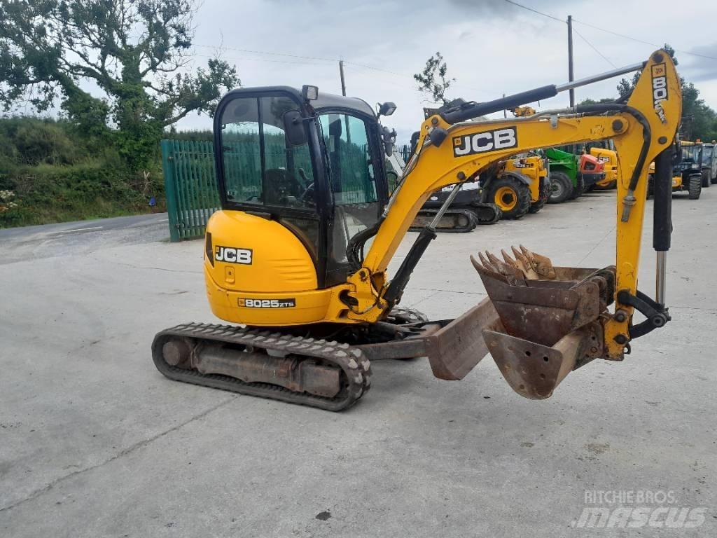 JCB 8025 Miniescavatori