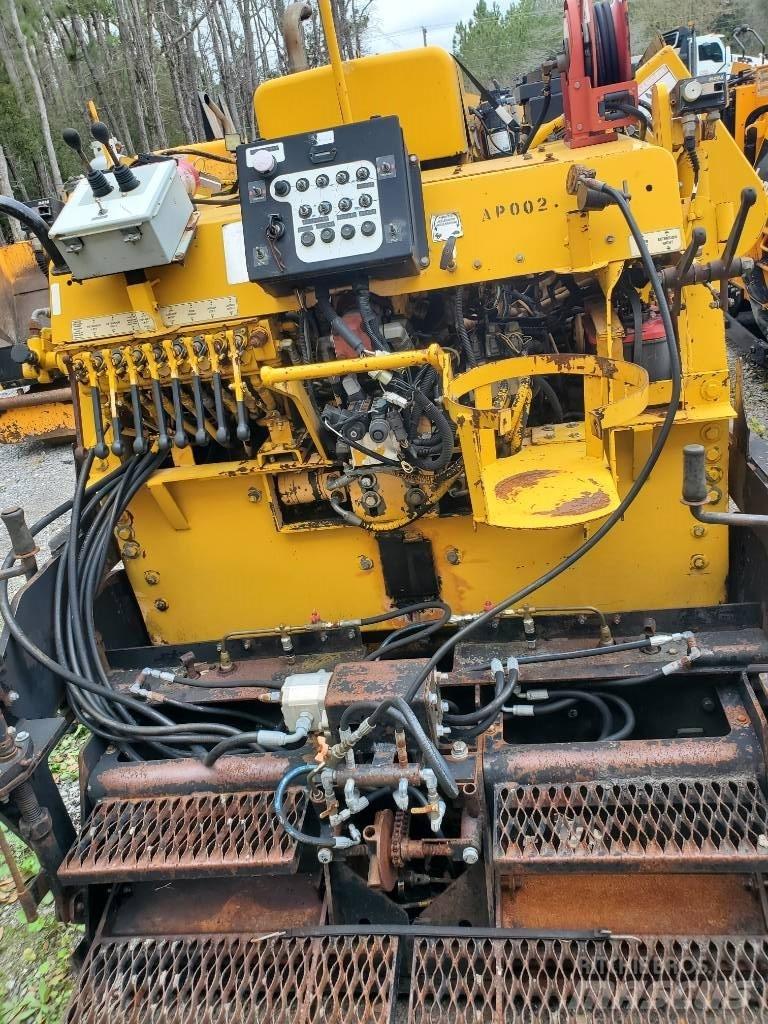  New Generation 5800C Finitrici