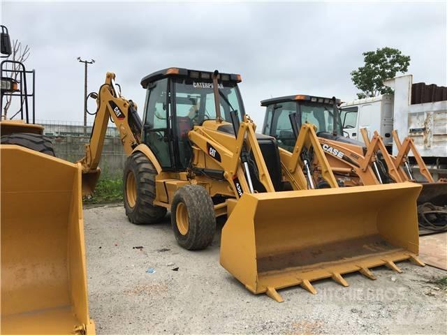 CAT 430F Terne