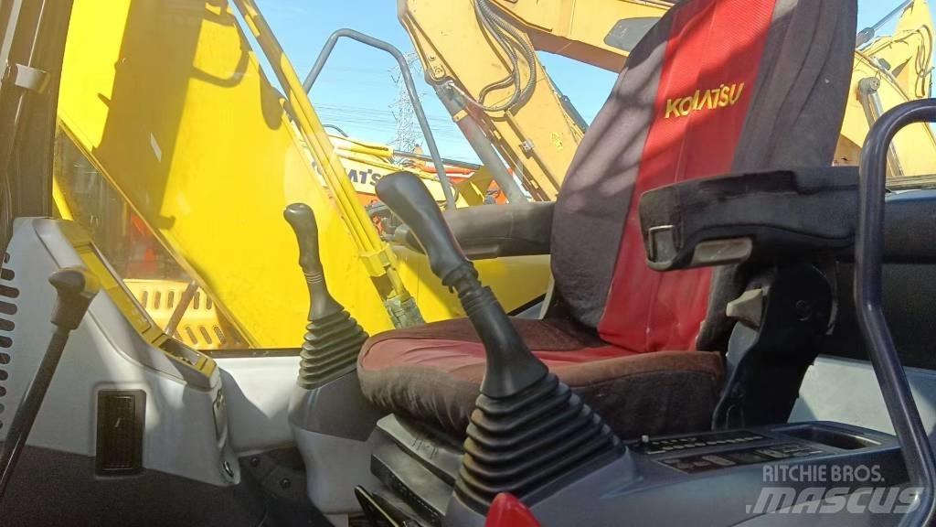Komatsu PC130 Escavatori cingolati