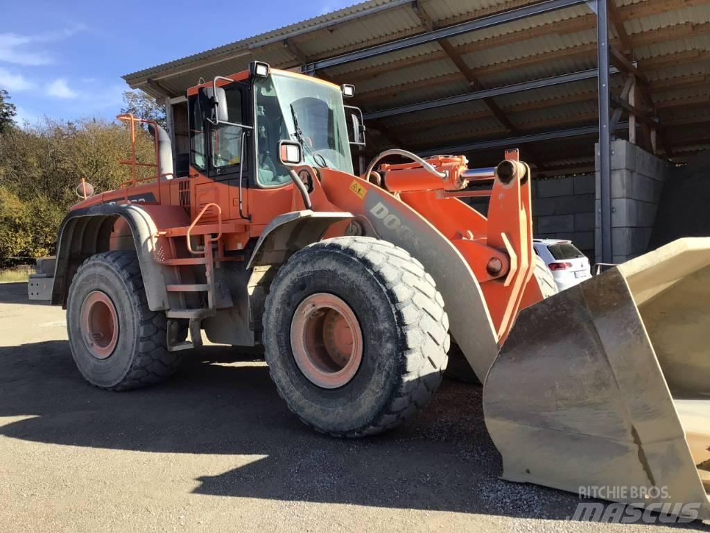 Doosan DL 420 Pale gommate