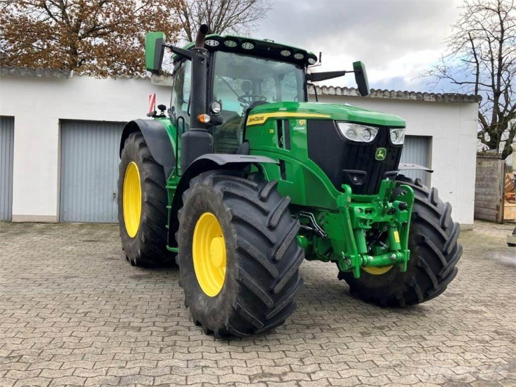 John Deere 6R 215 Trattori