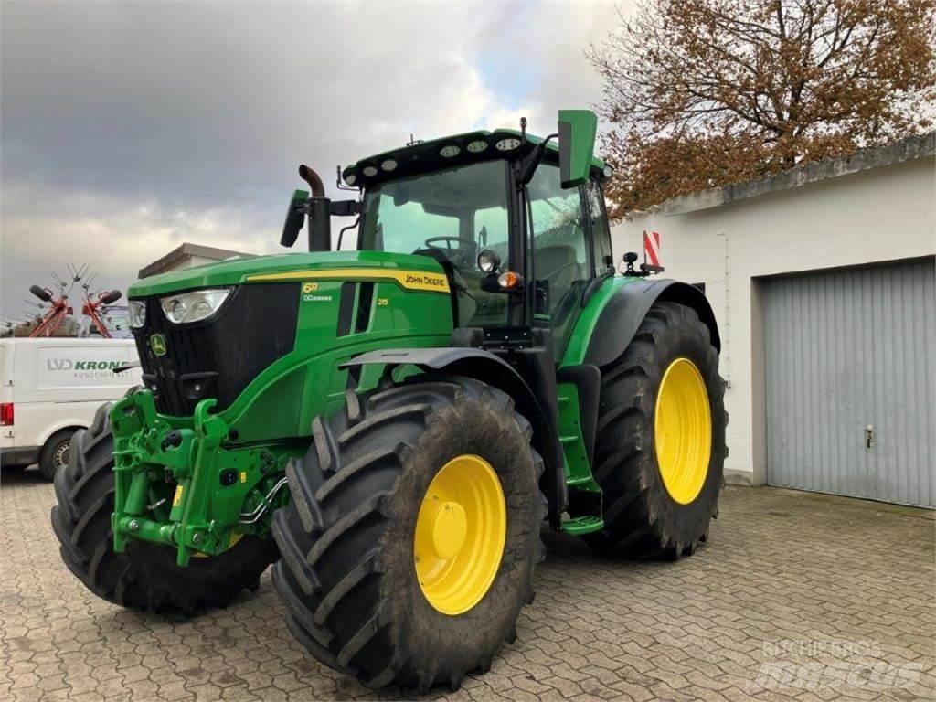John Deere 6R 215 Trattori