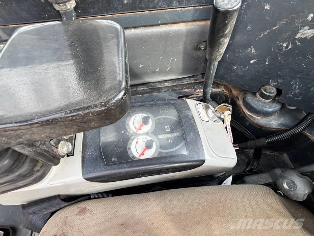 Komatsu PC 26 MR-3 Miniescavatori