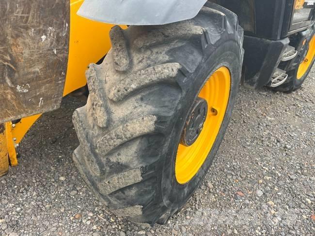 JCB 540-140 Sollevatori telescopici