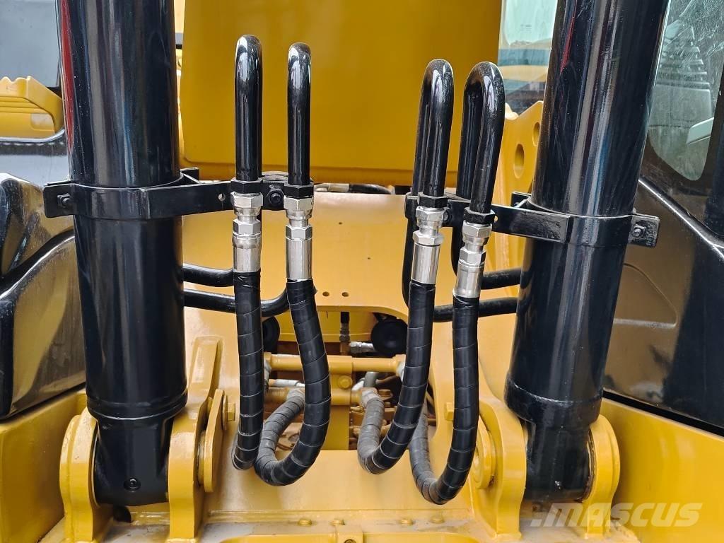 CAT 320 D Escavatori cingolati