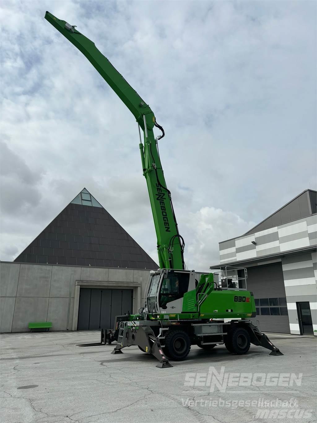 Sennebogen 830 M Movimentazione rifiuti