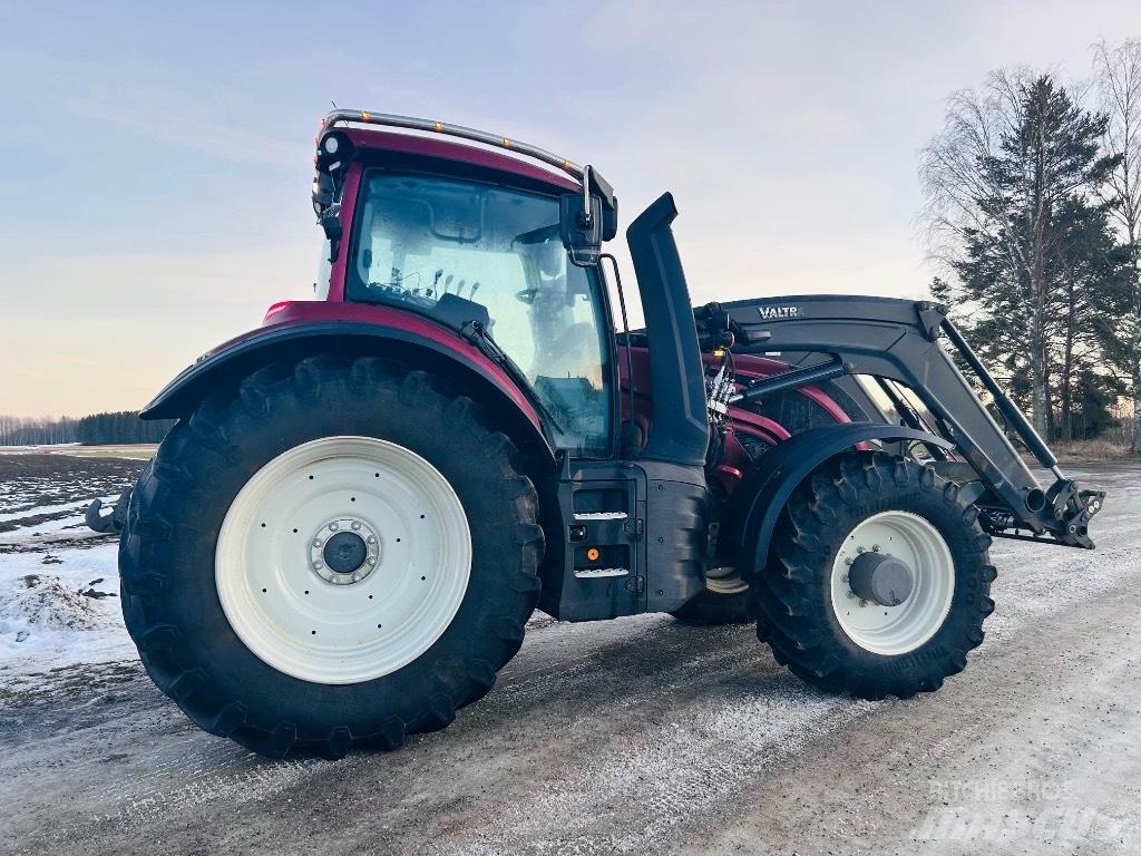 Valtra T 215 Active Trattori