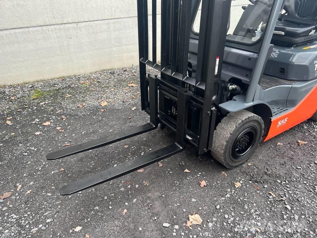 Toyota 02-8FGF15 Carrelli elevatori GPL