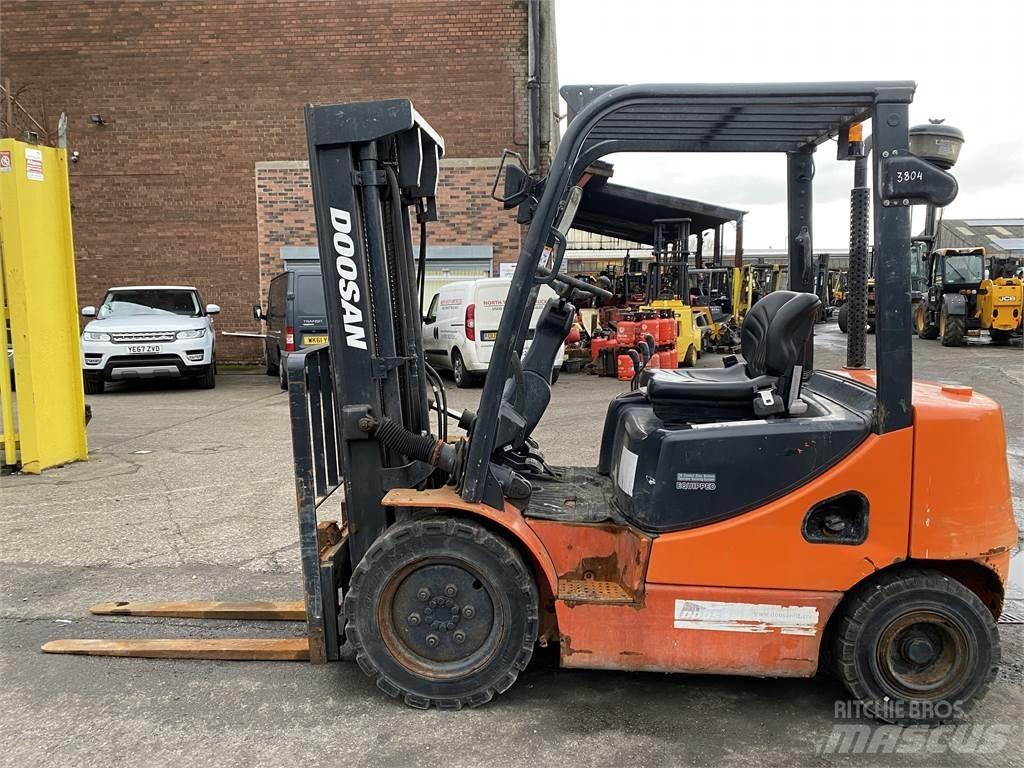 Doosan D25S-5 Carrelli elevatori diesel