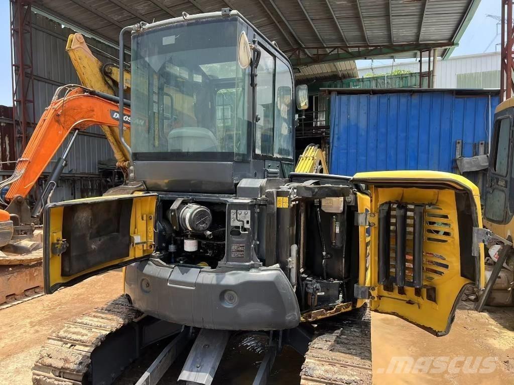 Komatsu 40MR Miniescavatori