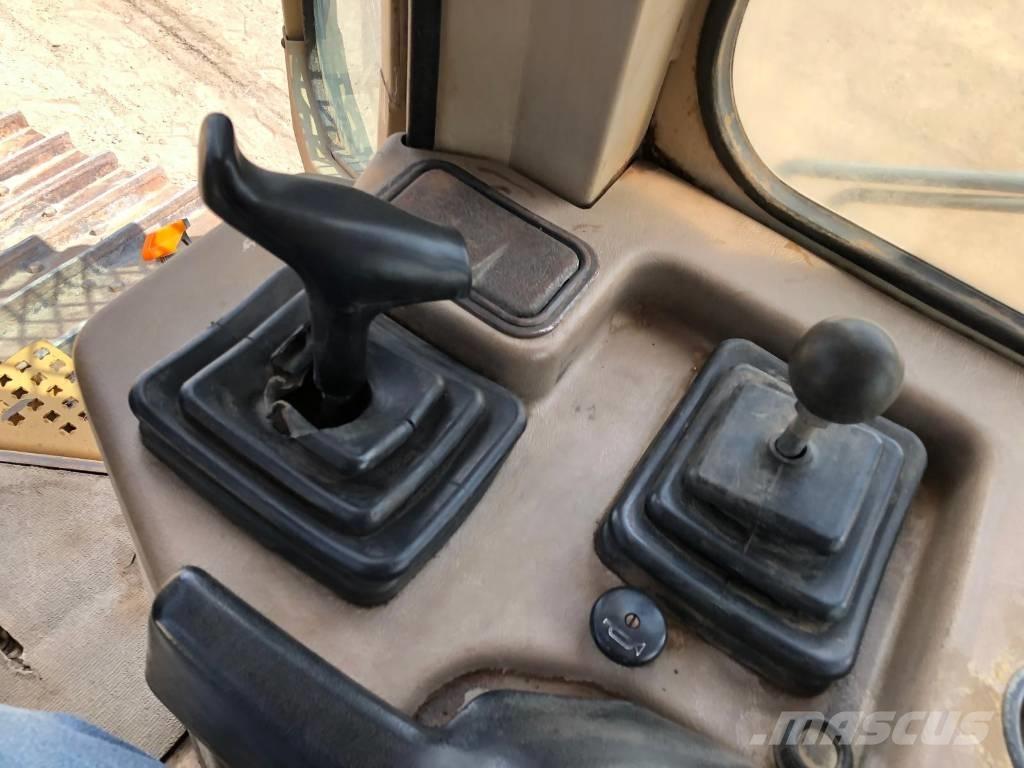 CAT D 5 M XL Dozer cingolati