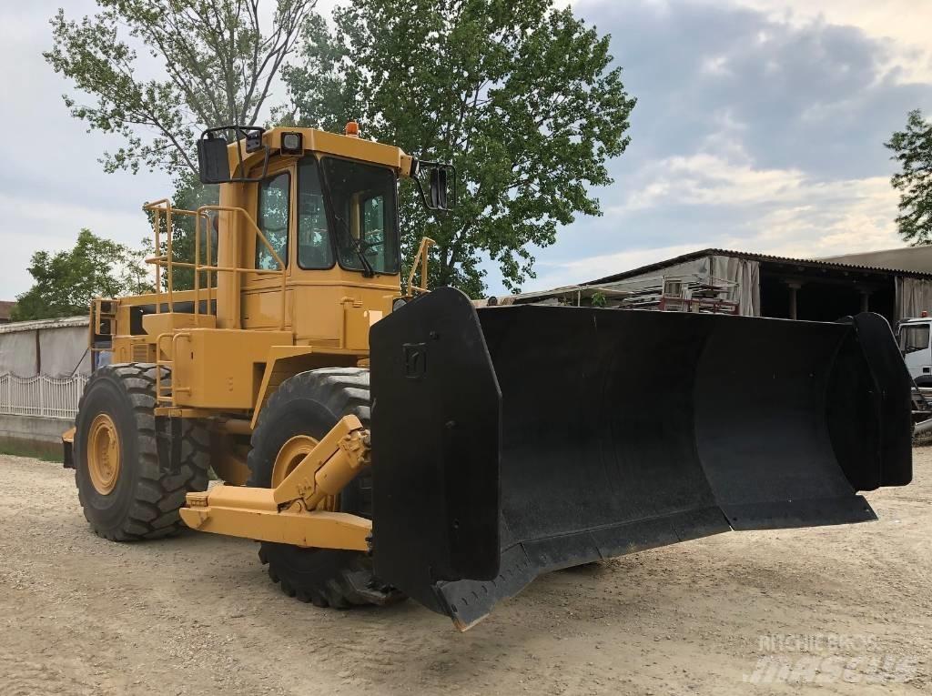 CAT 824 C Dozer gommati