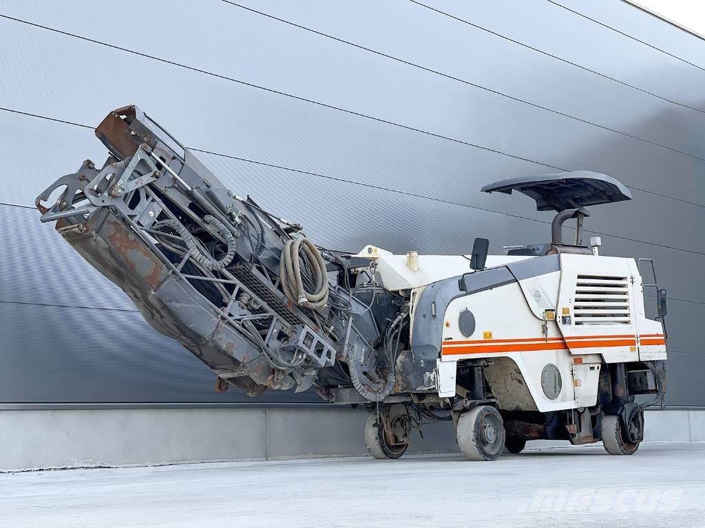 Wirtgen W 100 F Fresa a freddo per asfalto