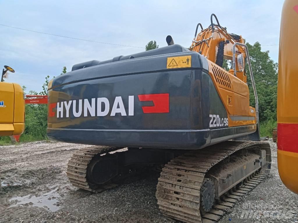 Hyundai R220-9S Escavatori cingolati
