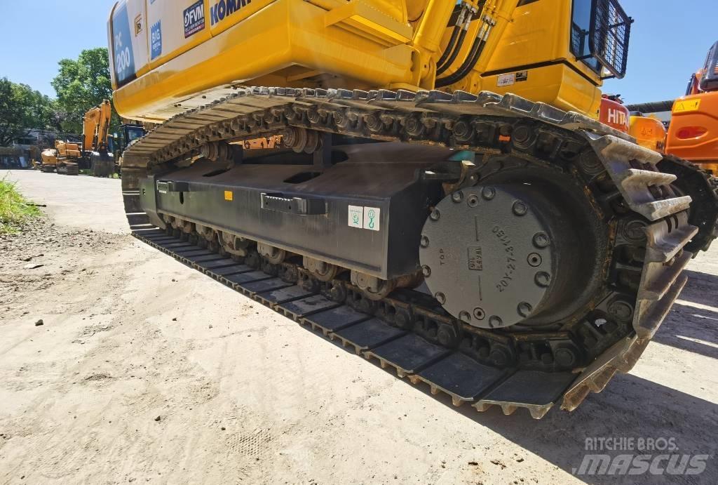 Komatsu PC 200-8 Escavatori cingolati