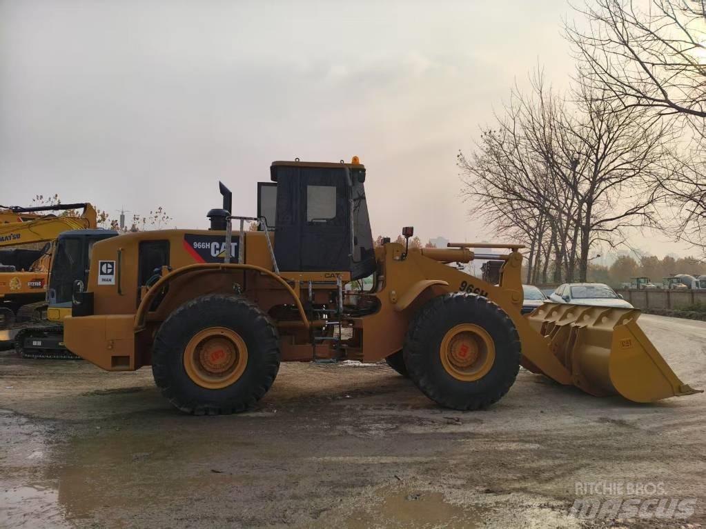 CAT 966 H Pale gommate