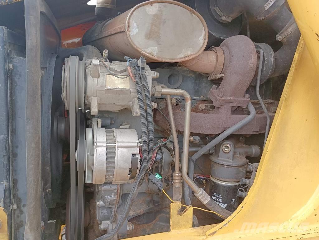 New Holland LB 110 Terne