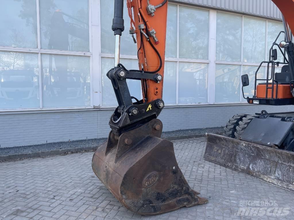 Doosan DX170W-5 Escavatori gommati