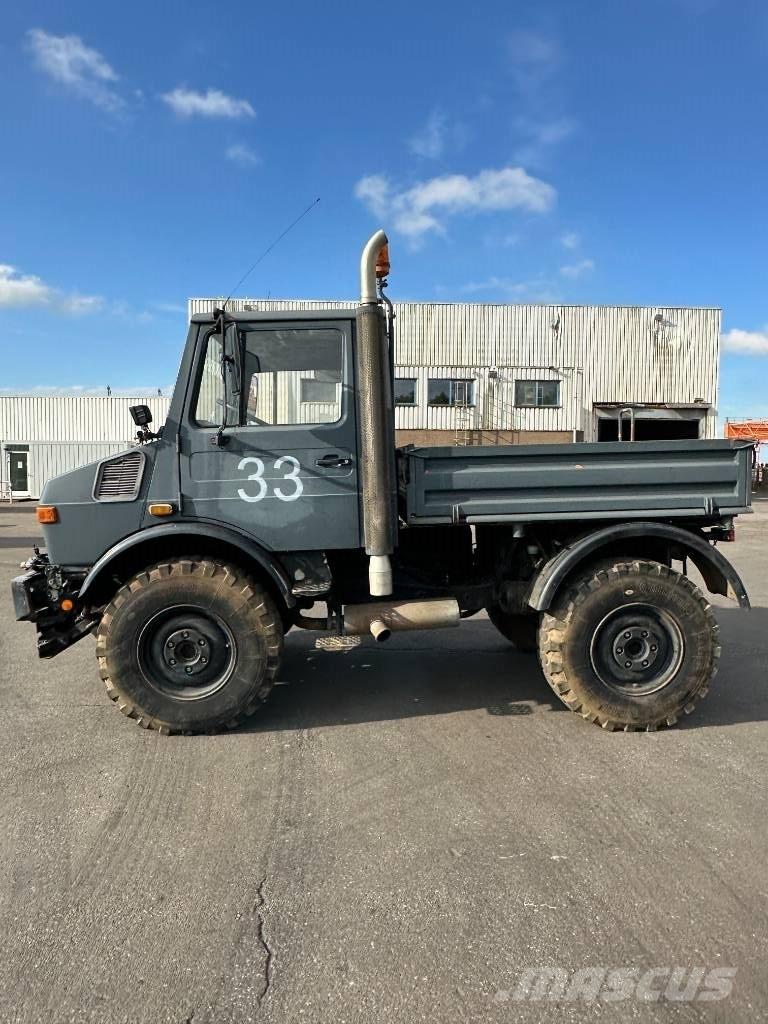 Unimog U 1400 Motrici e Trattori Stradali