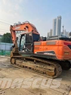 Doosan DX 300 LC-5 Escavatori cingolati