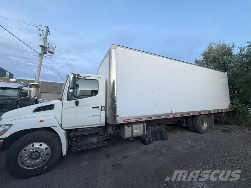 Hino 358 Furgone chiuso