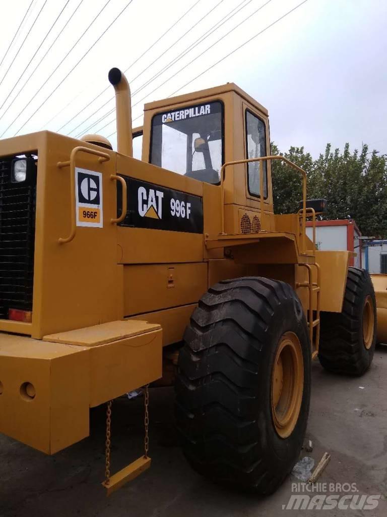 CAT 966F Pale gommate