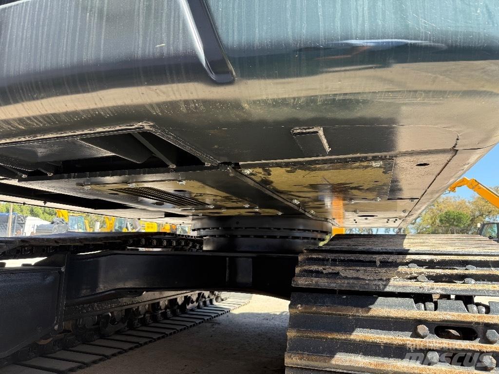 Hyundai HX220 LR Escavatori a lunga portata