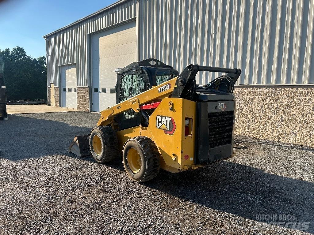 CAT 272 D3 Mini Pale Gommate
