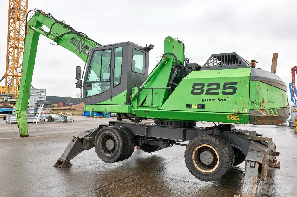 Sennebogen 825M-C Movimentazione rifiuti