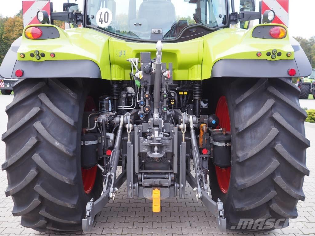 CLAAS Arion 610 CIS Trattori