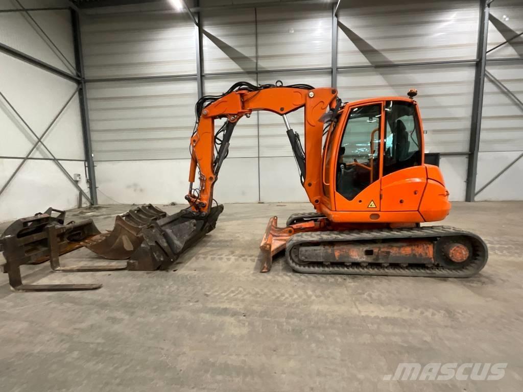 Mecalac 10 MCR Escavatori cingolati