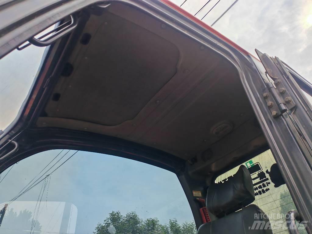 Doosan DX75 Escavatori medi 7t - 12t