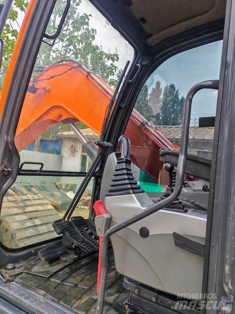 Doosan DX75 Escavatori medi 7t - 12t