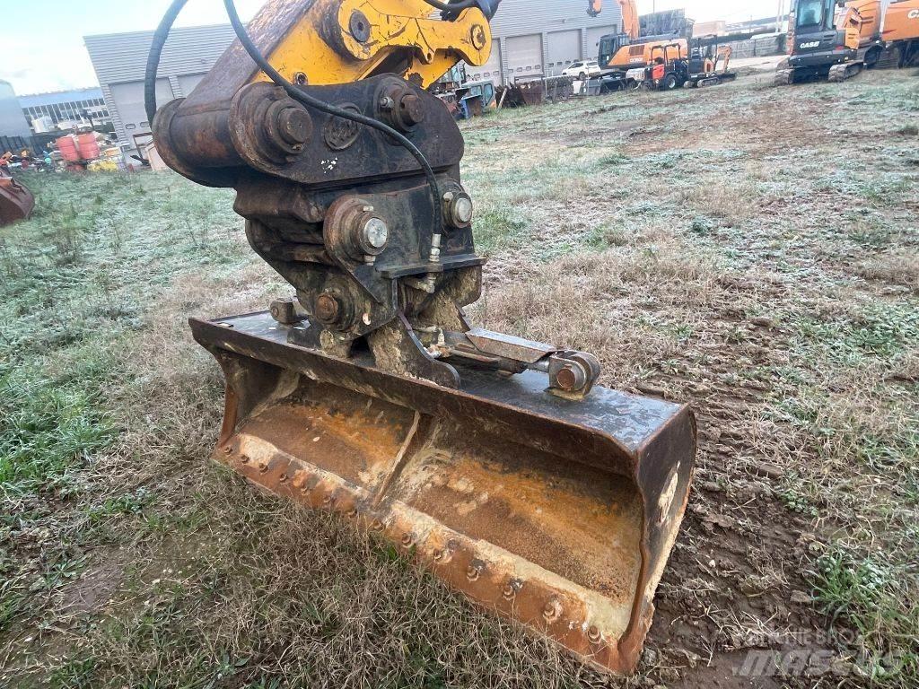 JCB JS 160 N LC Escavatori cingolati