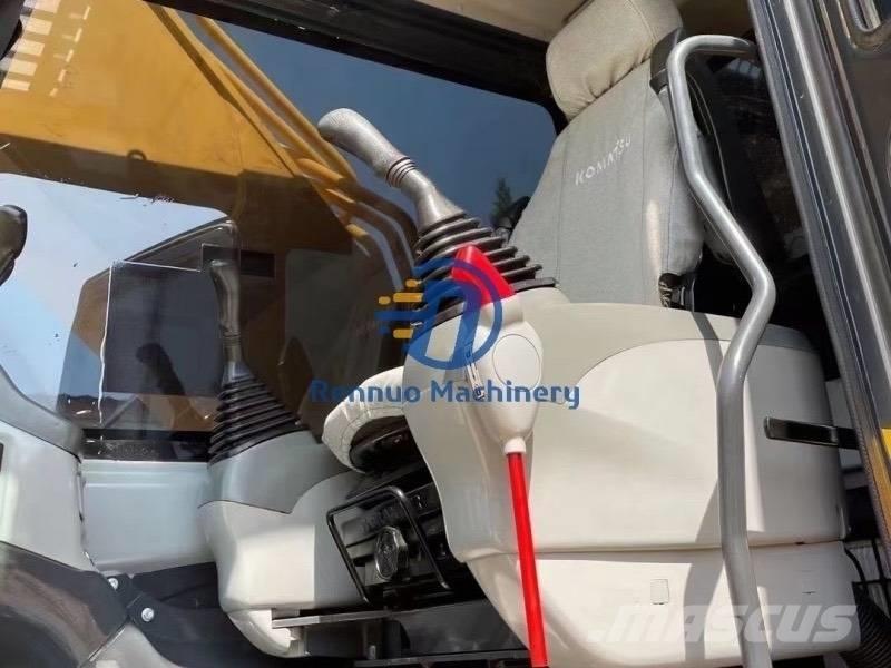Komatsu PC360-8 Escavatori cingolati