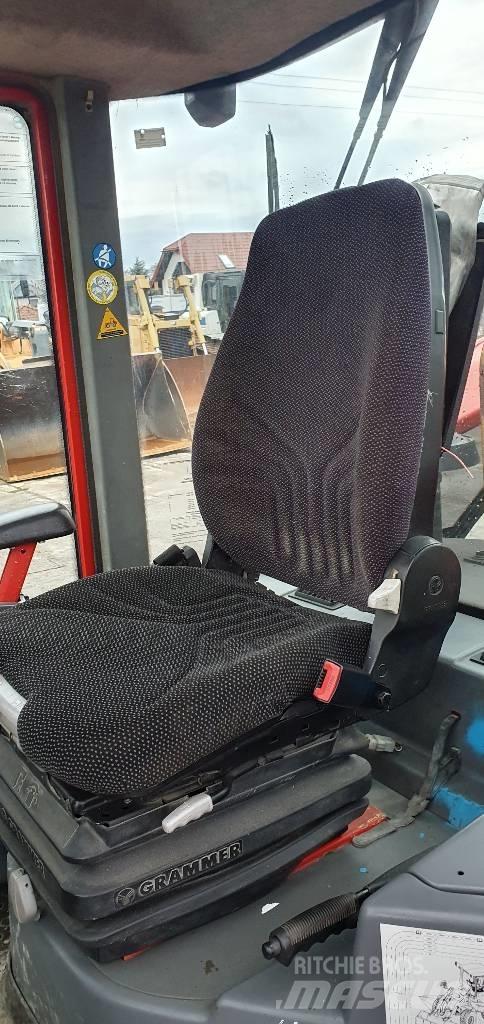 Volvo L 30 G Pale gommate