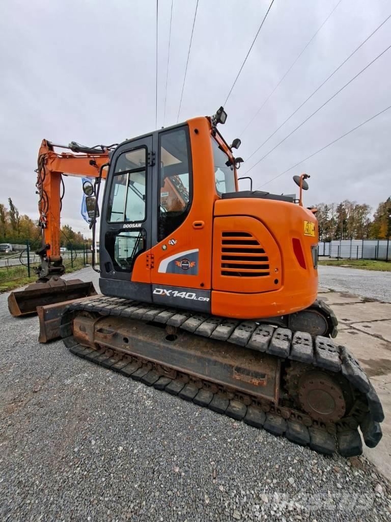Doosan DX 140 LCR Escavatori cingolati