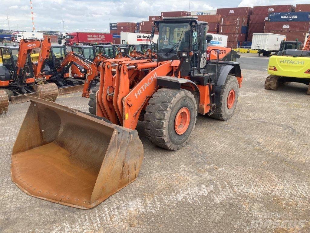Hitachi ZW370-5B Pale gommate