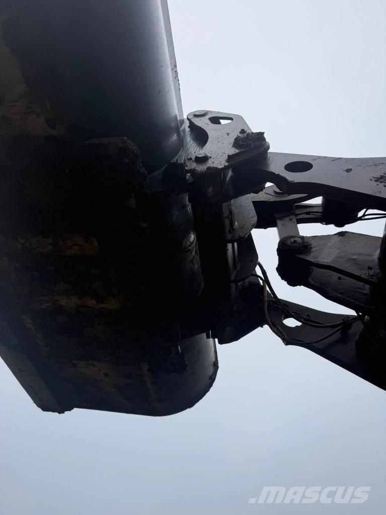 Volvo L180F Pale gommate